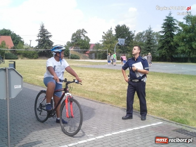 Zdjęcie w galerii na portalu naszraciborz.pl: Młodzi raciborzanie zdali egzamin na pierwsze prawo jazdy wiadomości z regionu