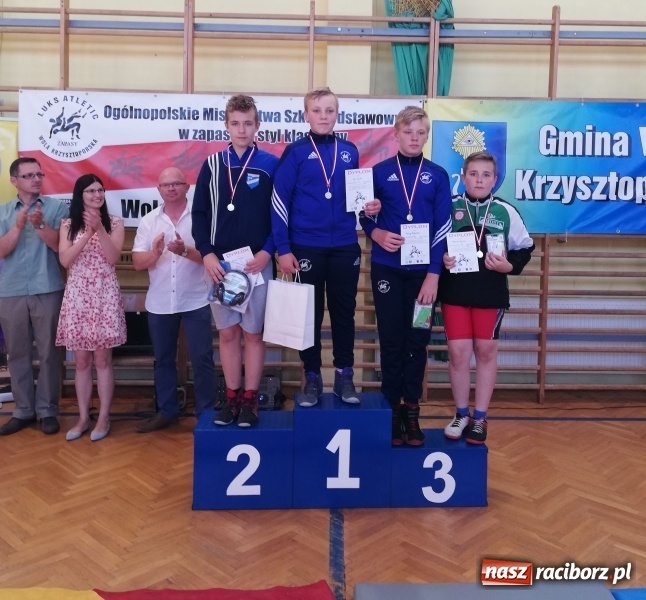 Zdjęcie w galerii na portalu naszraciborz.pl: Medale zapaśników Unii Racibórz na Mistrzostwach Szkół Podstawowych wiadomości z regionu