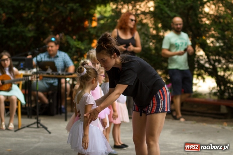 Zdjęcie w galerii na portalu naszraciborz.pl: II Piknik Sąsiedzki w Parku Jordanowskim  wiadomości z regionu