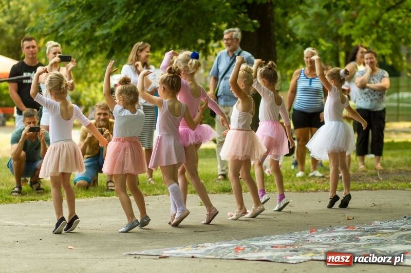 Zdjęcie w galerii na portalu naszraciborz.pl: II Piknik Sąsiedzki w Parku Jordanowskim  wiadomości z regionu
