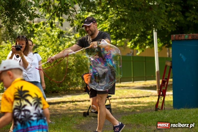 Zdjęcie w galerii na portalu naszraciborz.pl: II Piknik Sąsiedzki w Parku Jordanowskim  wiadomości z regionu