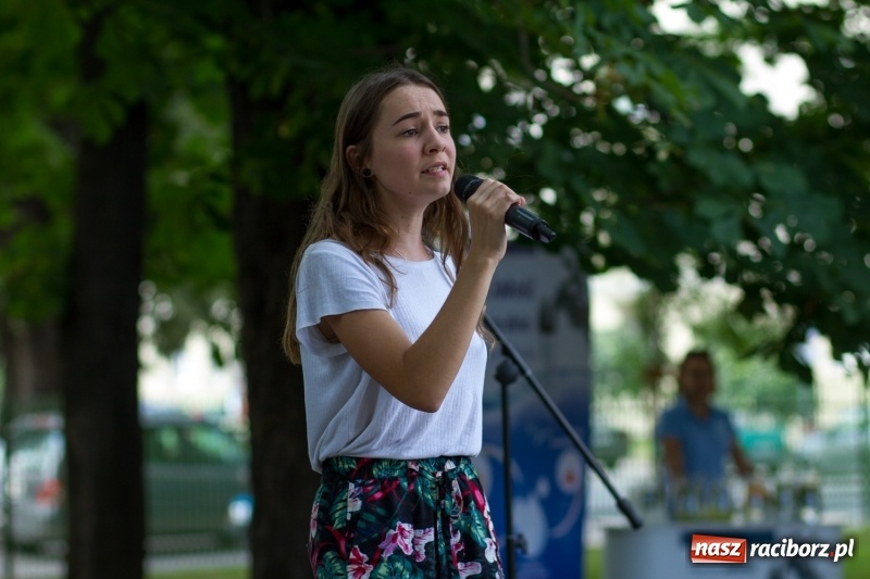 Zdjęcie w galerii na portalu naszraciborz.pl: II Piknik Sąsiedzki w Parku Jordanowskim  wiadomości z regionu
