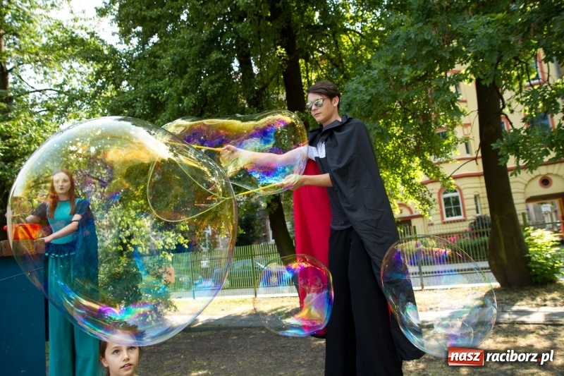 Zdjęcie w galerii na portalu naszraciborz.pl: II Piknik Sąsiedzki w Parku Jordanowskim  wiadomości z regionu