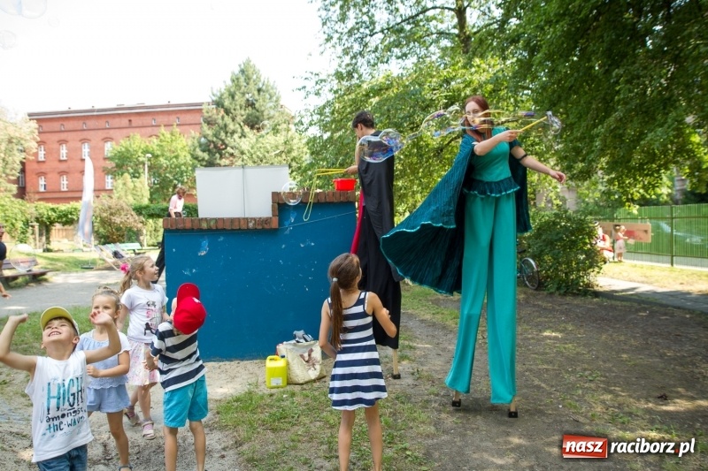 Zdjęcie w galerii na portalu naszraciborz.pl: II Piknik Sąsiedzki w Parku Jordanowskim  wiadomości z regionu