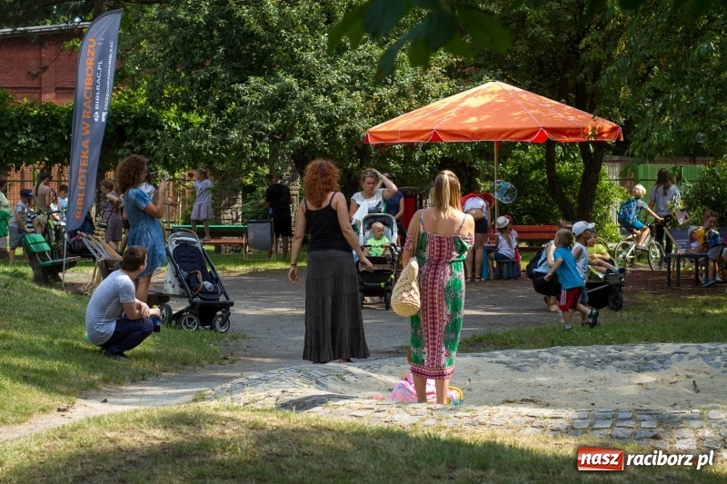 Zdjęcie w galerii na portalu naszraciborz.pl: II Piknik Sąsiedzki w Parku Jordanowskim  wiadomości z regionu