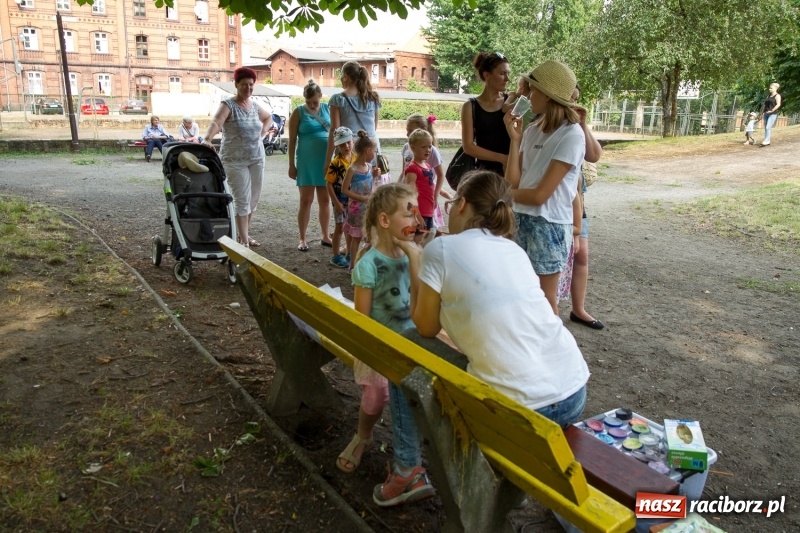 Zdjęcie w galerii na portalu naszraciborz.pl: II Piknik Sąsiedzki w Parku Jordanowskim  wiadomości z regionu