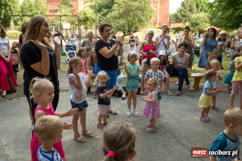 Zdjęcie w galerii na portalu naszraciborz.pl: II Piknik Sąsiedzki w Parku Jordanowskim  wiadomości z regionu