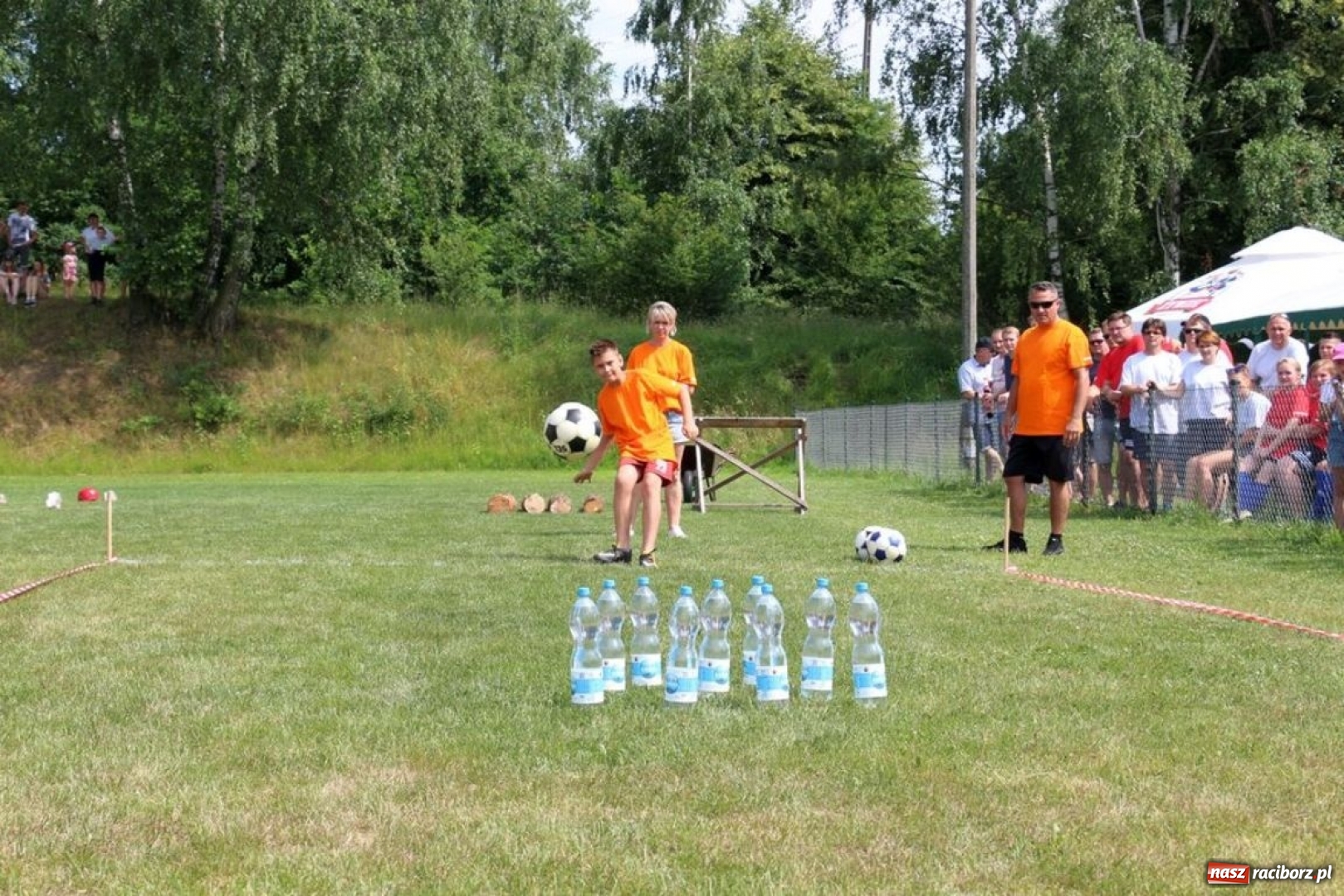 Zdjęcie w galerii na portalu naszraciborz.pl: Olimpiada sportowa o Puchar Wójta Gminy Kornowac w Rzuchowie wiadomości z regionu
