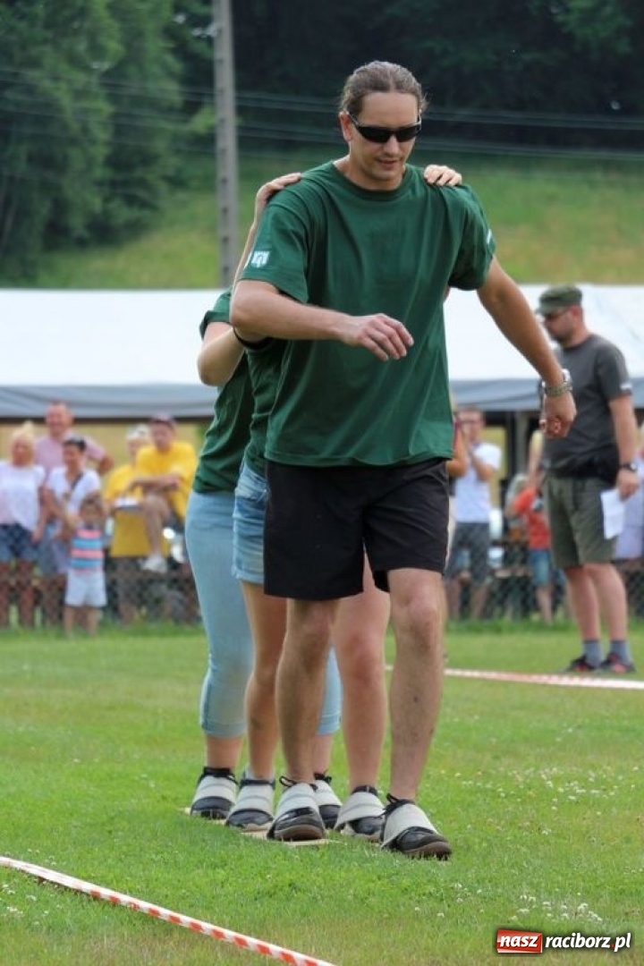 Zdjęcie w galerii na portalu naszraciborz.pl: Olimpiada sportowa o Puchar Wójta Gminy Kornowac w Rzuchowie wiadomości z regionu