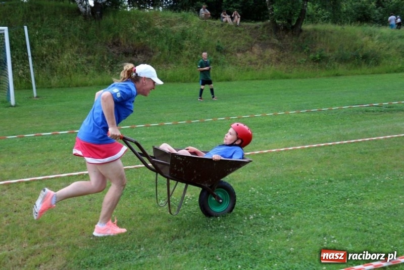 Zdjęcie w galerii na portalu naszraciborz.pl: Olimpiada sportowa o Puchar Wójta Gminy Kornowac w Rzuchowie wiadomości z regionu
