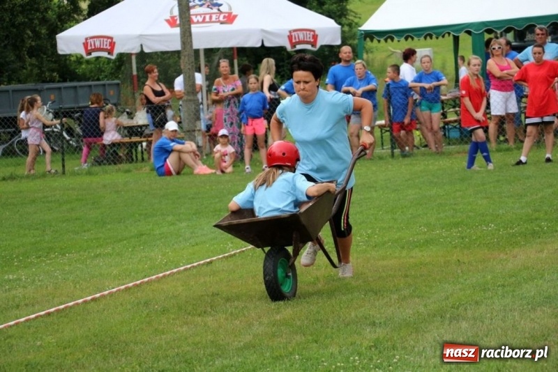 Zdjęcie w galerii na portalu naszraciborz.pl: Olimpiada sportowa o Puchar Wójta Gminy Kornowac w Rzuchowie wiadomości z regionu