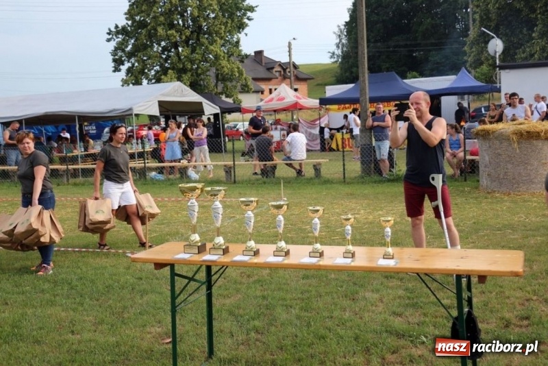 Zdjęcie w galerii na portalu naszraciborz.pl: Olimpiada sportowa o Puchar Wójta Gminy Kornowac w Rzuchowie wiadomości z regionu