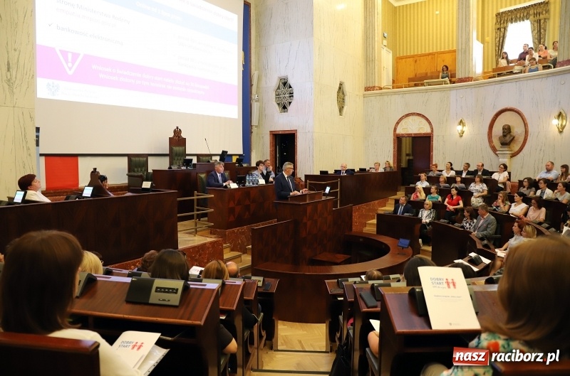 Zdjęcie w galerii na portalu naszraciborz.pl: Dobry start dla dzieci z województwa śląskiego wiadomości z regionu