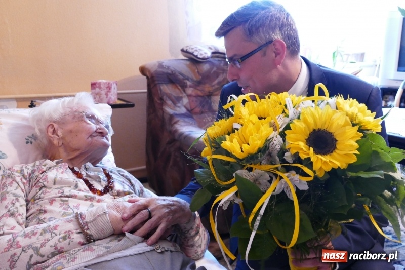 Zdjęcie w galerii na portalu naszraciborz.pl: Najstarsza Polka żyje na Śląsku wiadomości z regionu