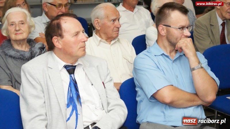 Zdjęcie w galerii na portalu naszraciborz.pl: Noc bibliotek: Kresowiacy na ziemi raciborskiej wiadomości z regionu