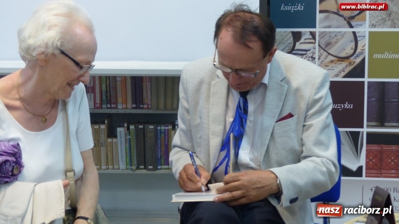 Zdjęcie w galerii na portalu naszraciborz.pl: Noc bibliotek: Kresowiacy na ziemi raciborskiej wiadomości z regionu