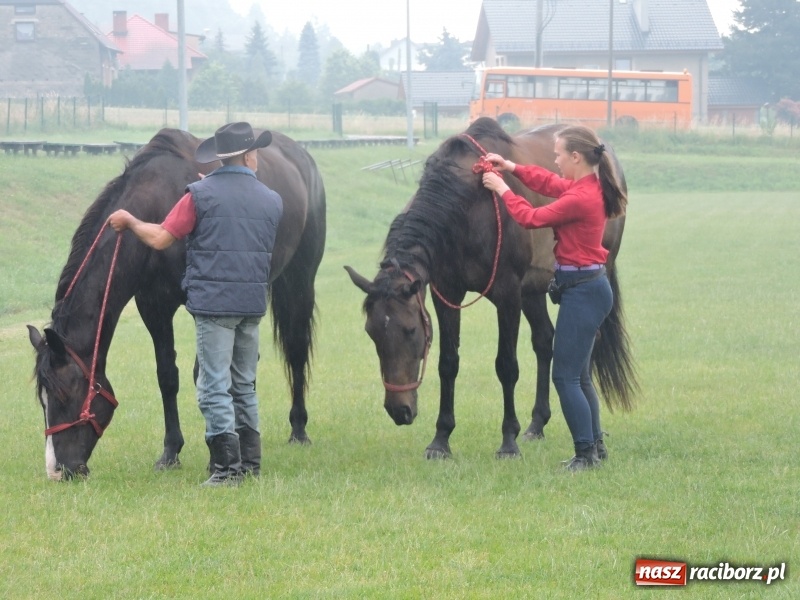 Zdjęcie w galerii na portalu naszraciborz.pl: Wiwat zdrowie, wiwat ruch, w zdrowym ciele zdrowy duch, czyli XVI Piknik Sportowy w przedszkolu numer 16 wiadomości z regionu