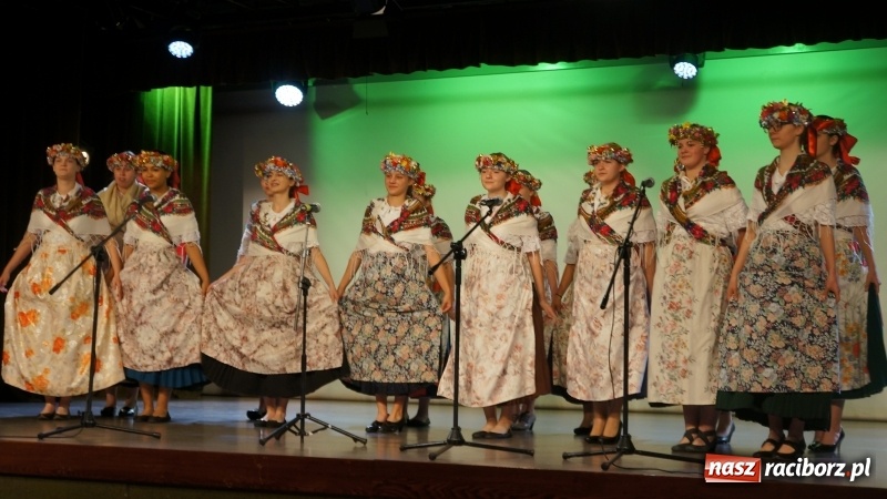 Zdjęcie w galerii na portalu naszraciborz.pl: Frelki z SP18 najlepsze w Śląskim Śpiewaniu wiadomości z regionu