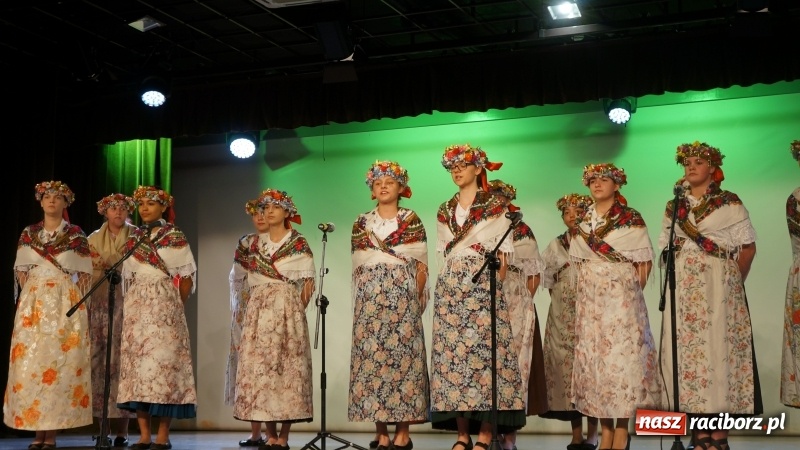Zdjęcie w galerii na portalu naszraciborz.pl: Frelki z SP18 najlepsze w Śląskim Śpiewaniu wiadomości z regionu