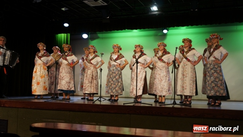 Zdjęcie w galerii na portalu naszraciborz.pl: Frelki z SP18 najlepsze w Śląskim Śpiewaniu wiadomości z regionu