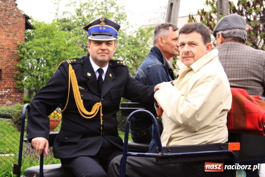 Zdjęcie w galerii na portalu naszraciborz.pl: Prosili o urodzaj, rzucając jajami wiadomości z regionu