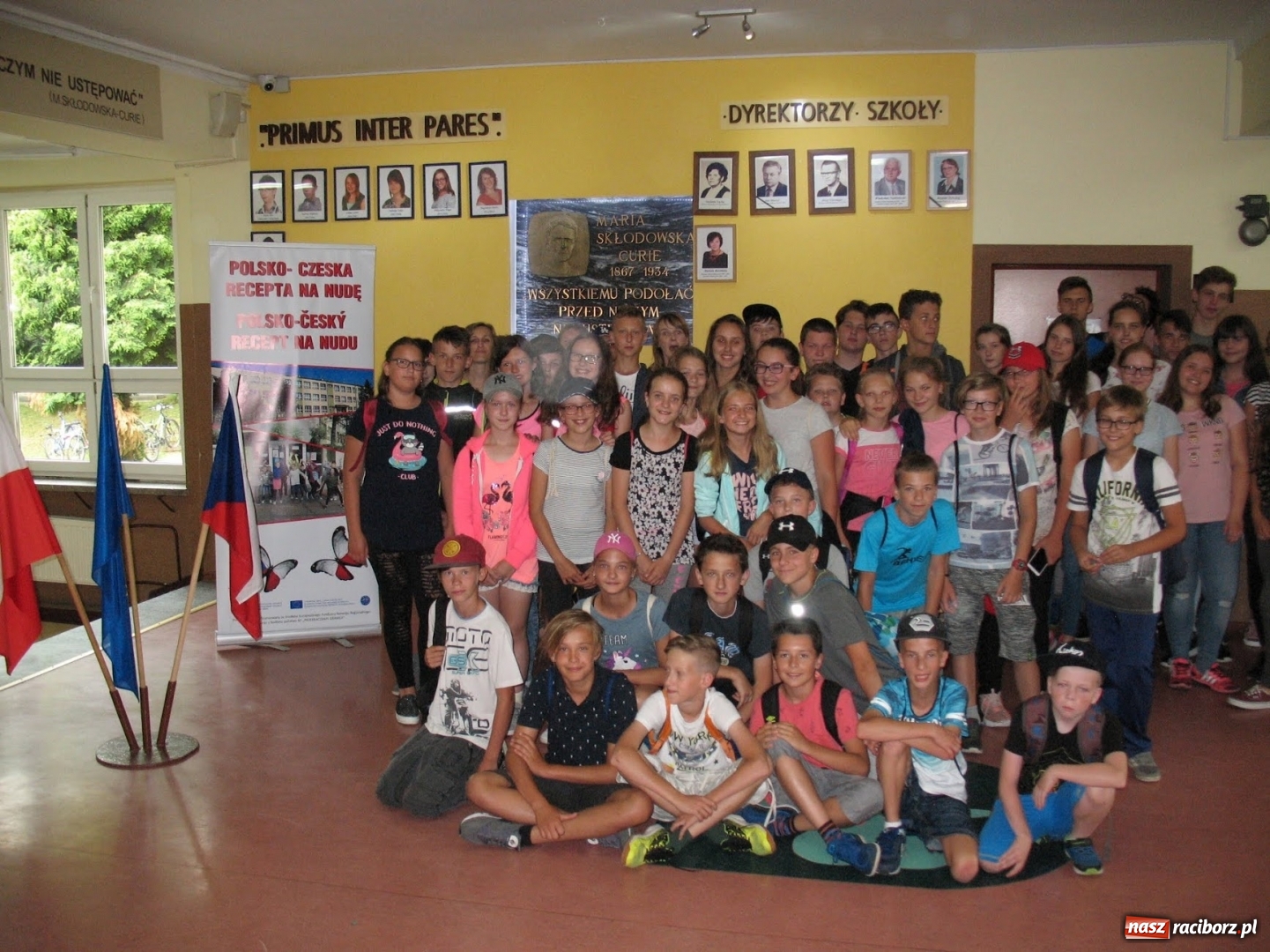 Zdjęcie w galerii na portalu naszraciborz.pl: Festiwal Nauki w Pietrowicach Wielkich kolejnym działaniem współpracy polsko-czeskiej młodzieży wiadomości z regionu