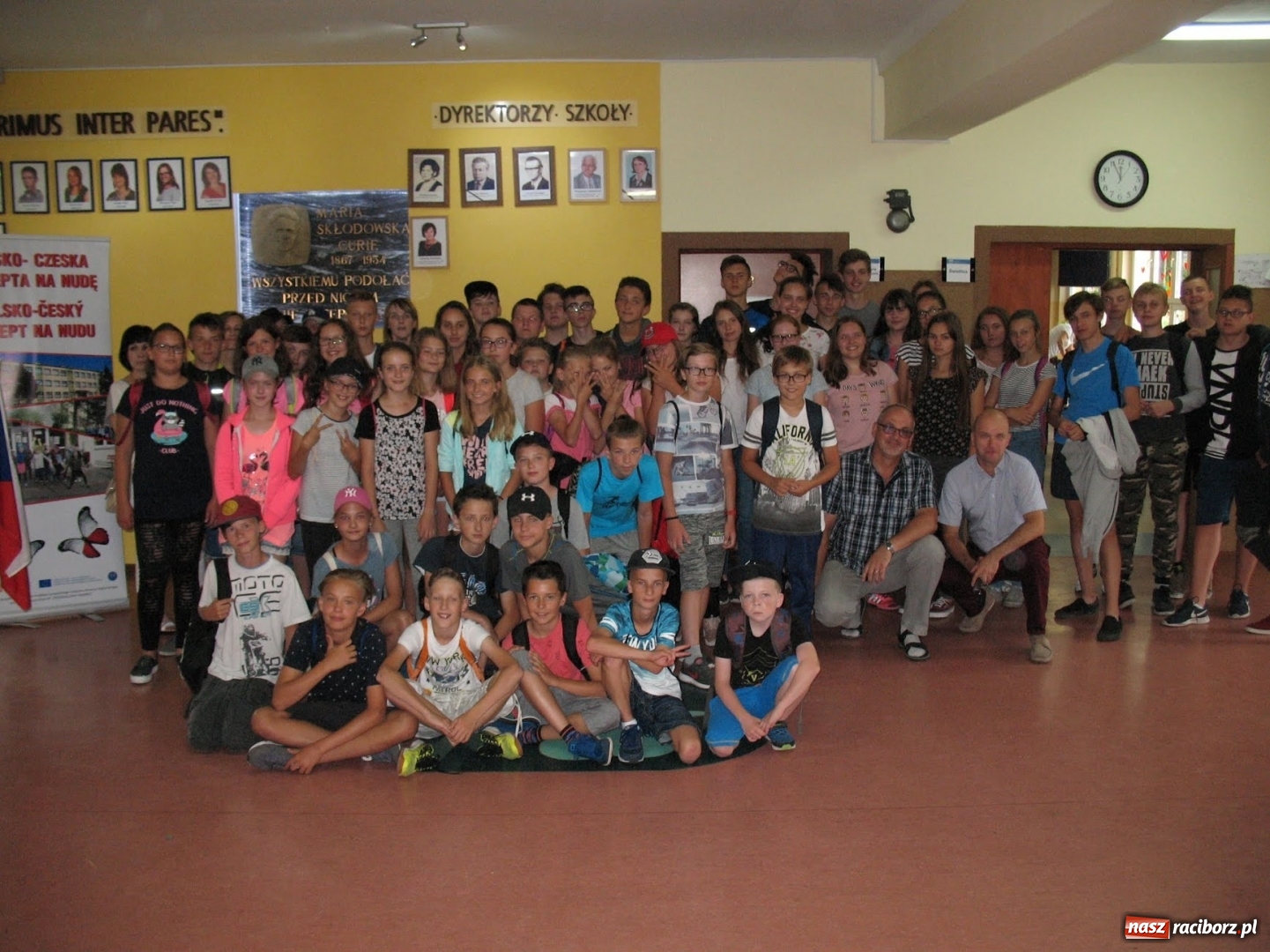 Zdjęcie w galerii na portalu naszraciborz.pl: Festiwal Nauki w Pietrowicach Wielkich kolejnym działaniem współpracy polsko-czeskiej młodzieży wiadomości z regionu