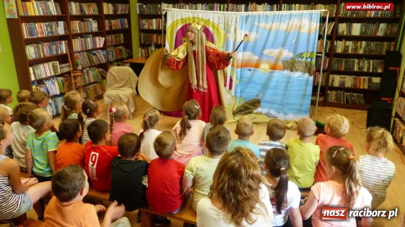 Zdjęcie w galerii na portalu naszraciborz.pl: XVII Tydzień Czytania Dzieciom w bibliotece na Płoni wiadomości z regionu