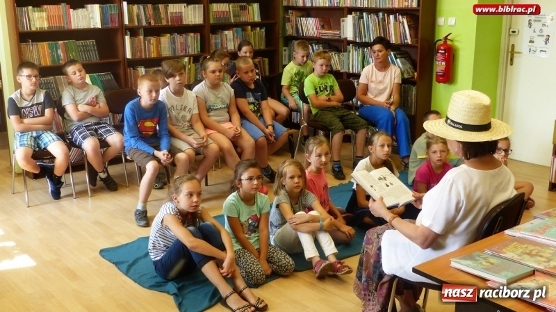 Zdjęcie w galerii na portalu naszraciborz.pl: XVII Tydzień Czytania Dzieciom w bibliotece na Płoni wiadomości z regionu