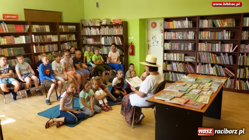 Zdjęcie w galerii na portalu naszraciborz.pl: XVII Tydzień Czytania Dzieciom w bibliotece na Płoni wiadomości z regionu