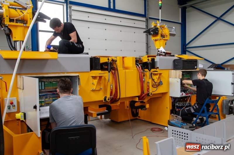 Zdjęcie w galerii na portalu naszraciborz.pl: III Forum Gospodarcze w Raciborzu. Dla inwestorów ważna jest szczerość!  wiadomości z regionu