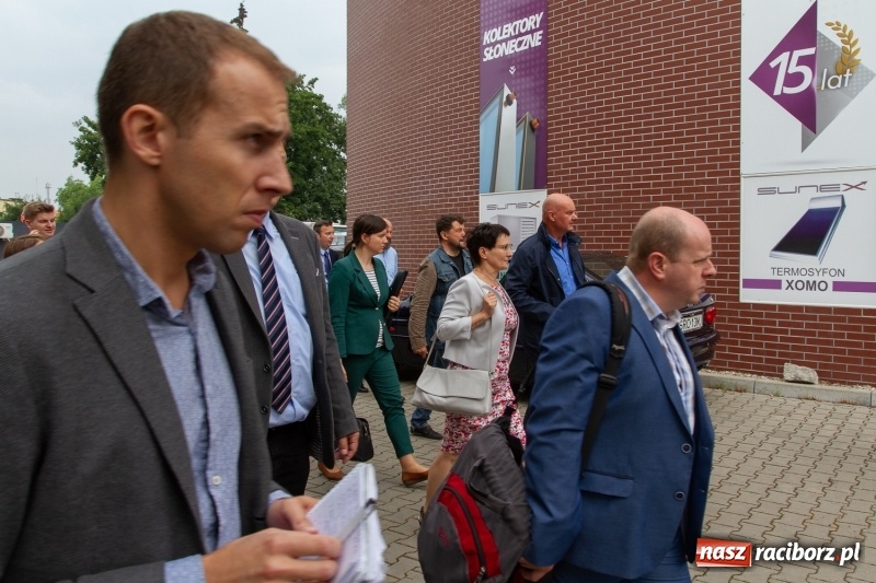 Zdjęcie w galerii na portalu naszraciborz.pl: III Forum Gospodarcze w Raciborzu. Dla inwestorów ważna jest szczerość!  wiadomości z regionu