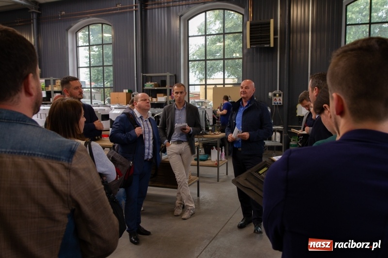 Zdjęcie w galerii na portalu naszraciborz.pl: III Forum Gospodarcze w Raciborzu. Dla inwestorów ważna jest szczerość!  wiadomości z regionu