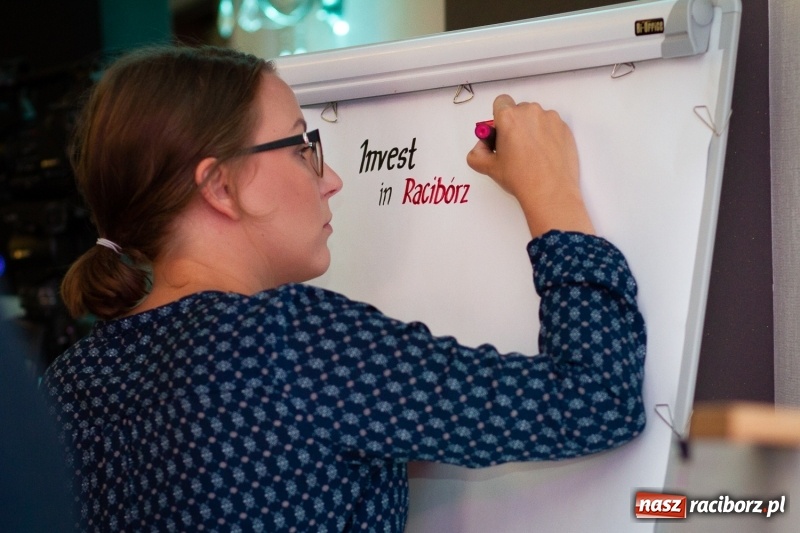 Zdjęcie w galerii na portalu naszraciborz.pl: III Forum Gospodarcze w Raciborzu. Dla inwestorów ważna jest szczerość!  wiadomości z regionu