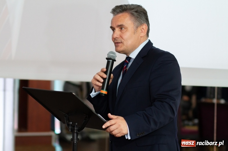 Zdjęcie w galerii na portalu naszraciborz.pl: III Forum Gospodarcze w Raciborzu. Dla inwestorów ważna jest szczerość!  wiadomości z regionu