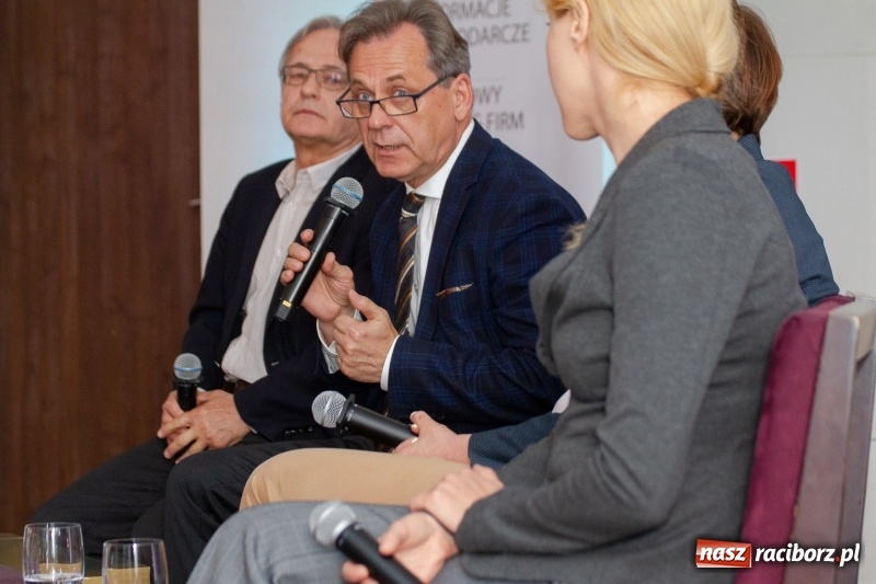 Zdjęcie w galerii na portalu naszraciborz.pl: III Forum Gospodarcze w Raciborzu. Dla inwestorów ważna jest szczerość!  wiadomości z regionu
