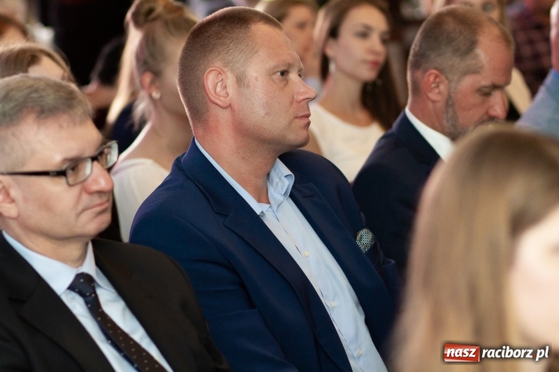 Zdjęcie w galerii na portalu naszraciborz.pl: III Forum Gospodarcze w Raciborzu. Dla inwestorów ważna jest szczerość!  wiadomości z regionu