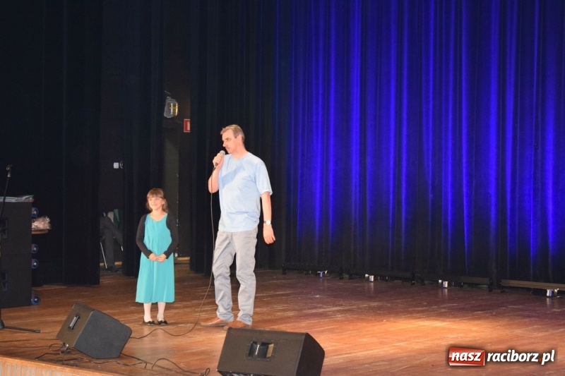Zdjęcie w galerii na portalu naszraciborz.pl: Zakończenie roku kulturalnego w kuźniańskim MOKSiR wiadomości z regionu