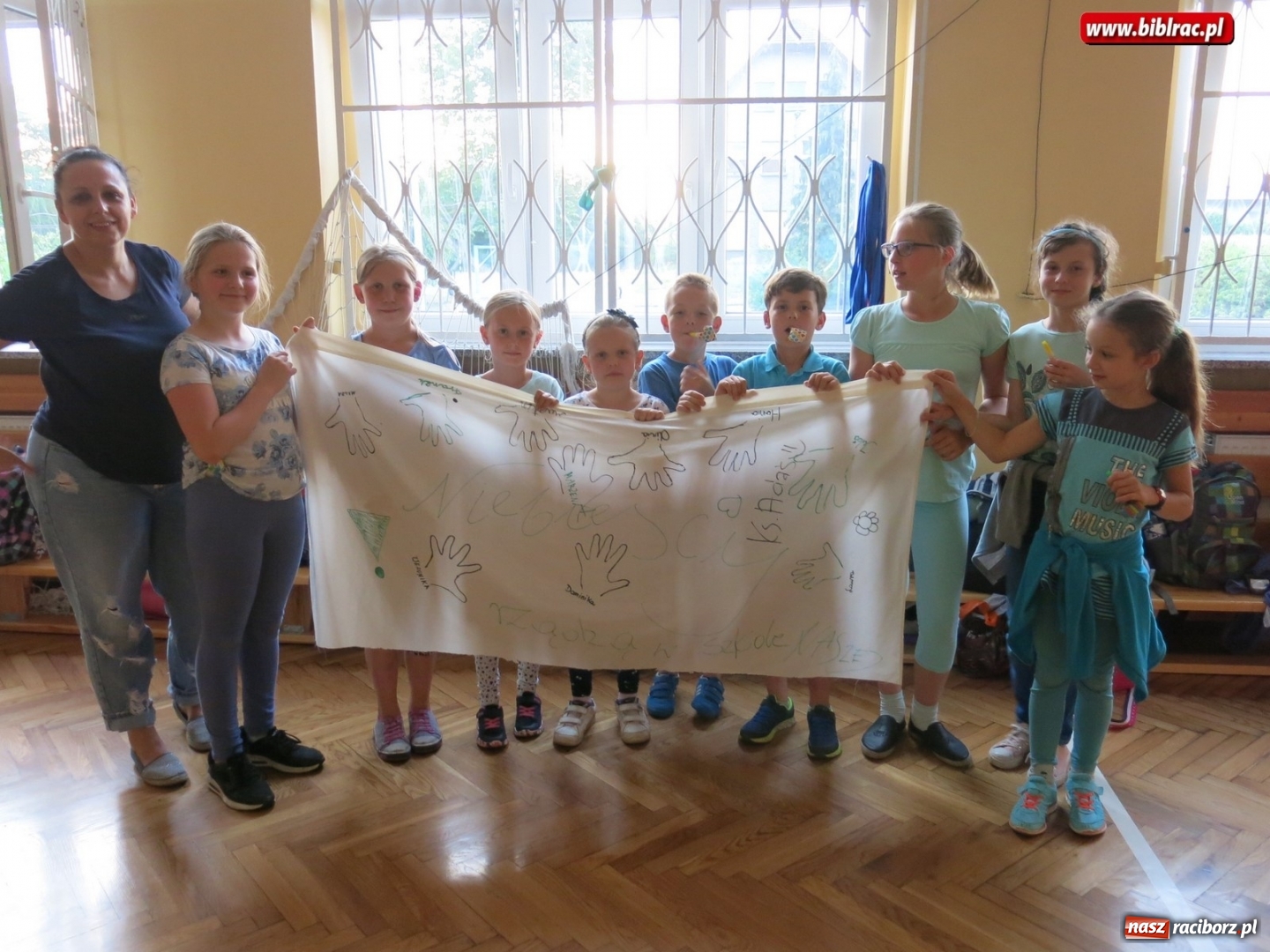 Zdjęcie w galerii na portalu naszraciborz.pl: Nocne zabawy z raciborską biblioteką w Studziennej  wiadomości z regionu