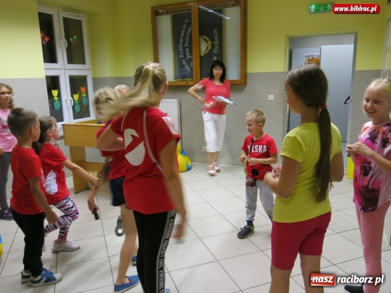 Zdjęcie w galerii na portalu naszraciborz.pl: Nocne zabawy z raciborską biblioteką w Studziennej  wiadomości z regionu