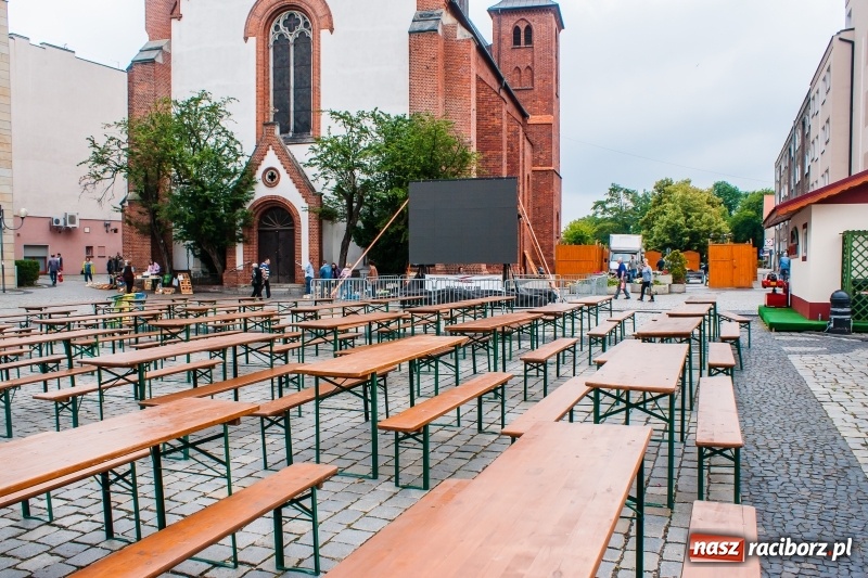 Zdjęcie w galerii na portalu naszraciborz.pl: Mundial rusza już dziś. Tak wygląda raciborska strefa kibica wiadomości z regionu