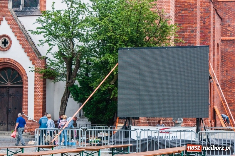 Zdjęcie w galerii na portalu naszraciborz.pl: Mundial rusza już dziś. Tak wygląda raciborska strefa kibica wiadomości z regionu