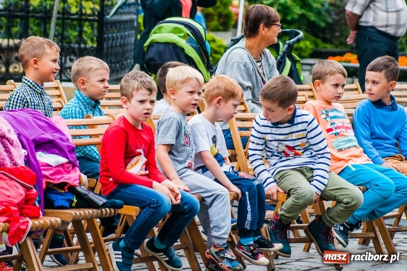 Zdjęcie w galerii na portalu naszraciborz.pl: Festyn ekologiczny na raciborskim Rynku wiadomości z regionu