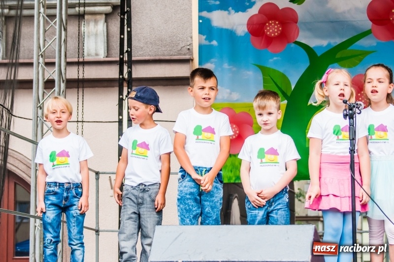 Zdjęcie w galerii na portalu naszraciborz.pl: Festyn ekologiczny na raciborskim Rynku wiadomości z regionu