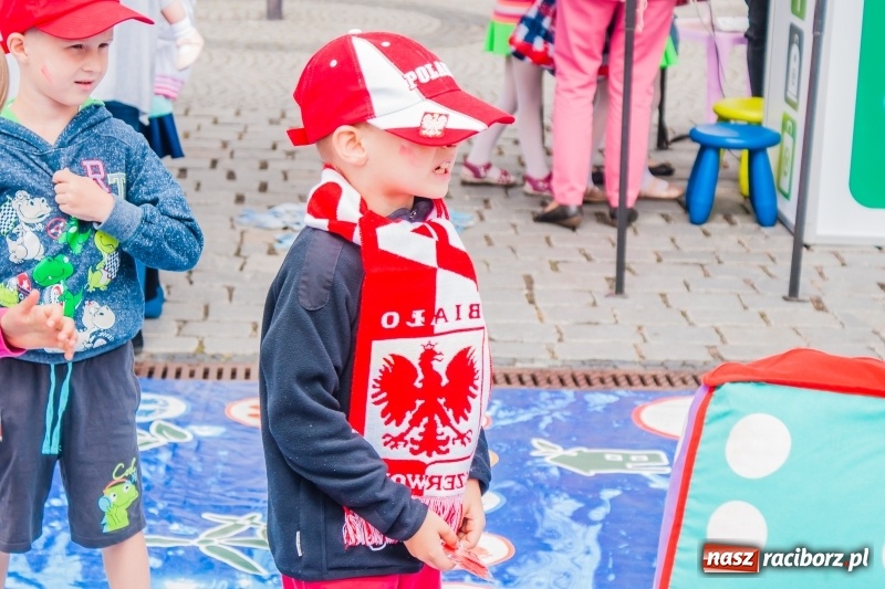 Zdjęcie w galerii na portalu naszraciborz.pl: Festyn ekologiczny na raciborskim Rynku wiadomości z regionu