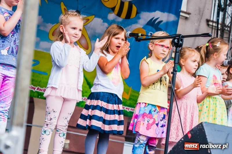 Zdjęcie w galerii na portalu naszraciborz.pl: Festyn ekologiczny na raciborskim Rynku wiadomości z regionu