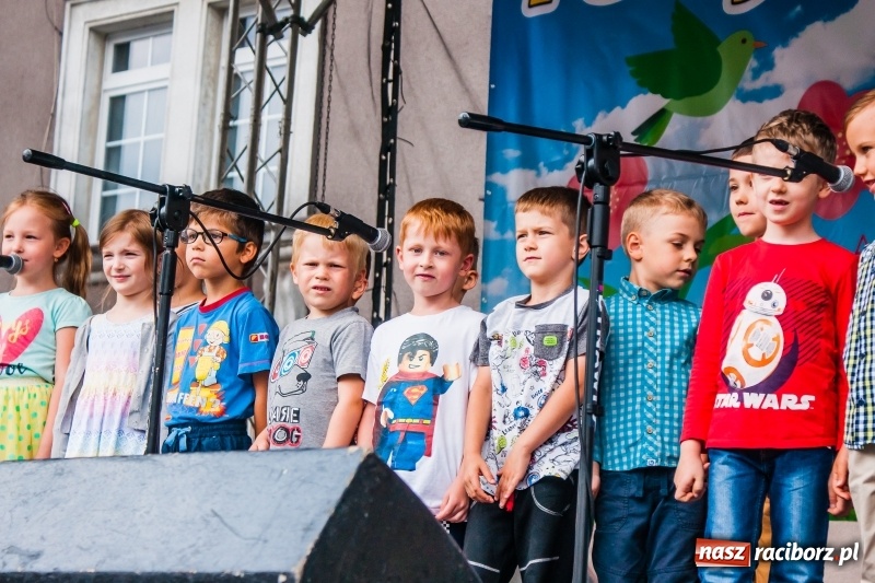 Zdjęcie w galerii na portalu naszraciborz.pl: Festyn ekologiczny na raciborskim Rynku wiadomości z regionu