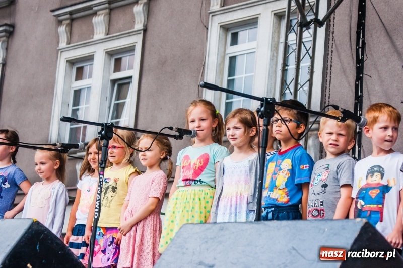 Zdjęcie w galerii na portalu naszraciborz.pl: Festyn ekologiczny na raciborskim Rynku wiadomości z regionu