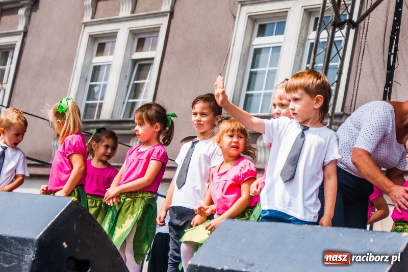 Zdjęcie w galerii na portalu naszraciborz.pl: Festyn ekologiczny na raciborskim Rynku wiadomości z regionu