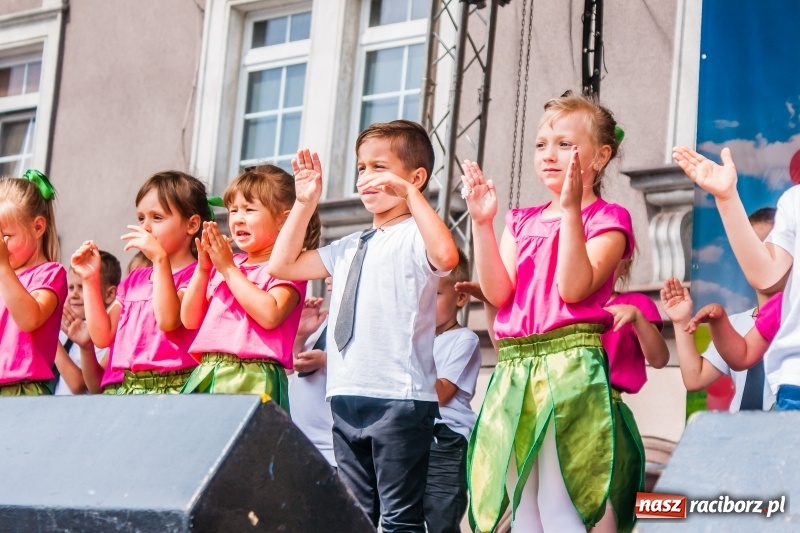 Zdjęcie w galerii na portalu naszraciborz.pl: Festyn ekologiczny na raciborskim Rynku wiadomości z regionu